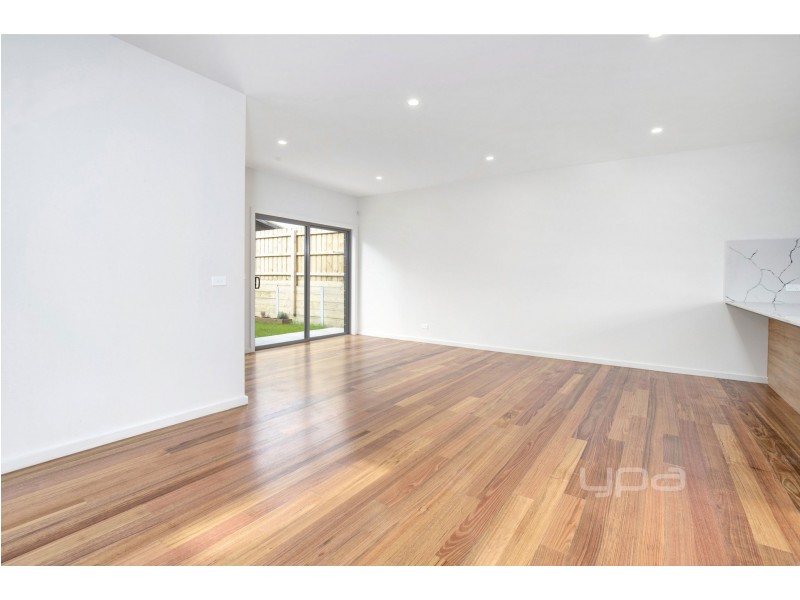 1/27 James Street, Dromana VIC 3936