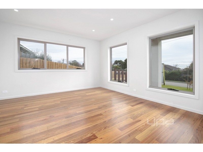 1/27 James Street, Dromana VIC 3936