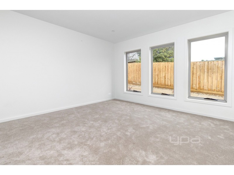 2/27 James Street, Dromana VIC 3936