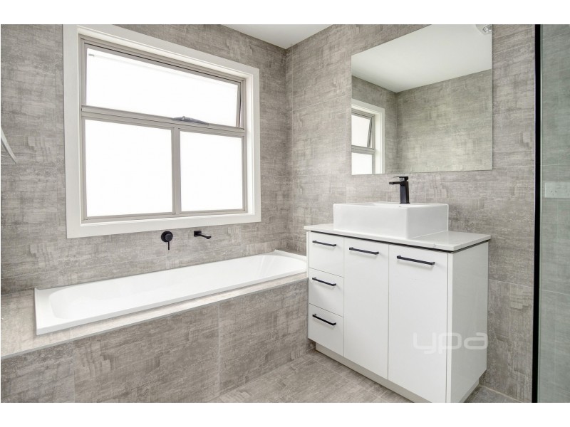 2/27 James Street, Dromana VIC 3936