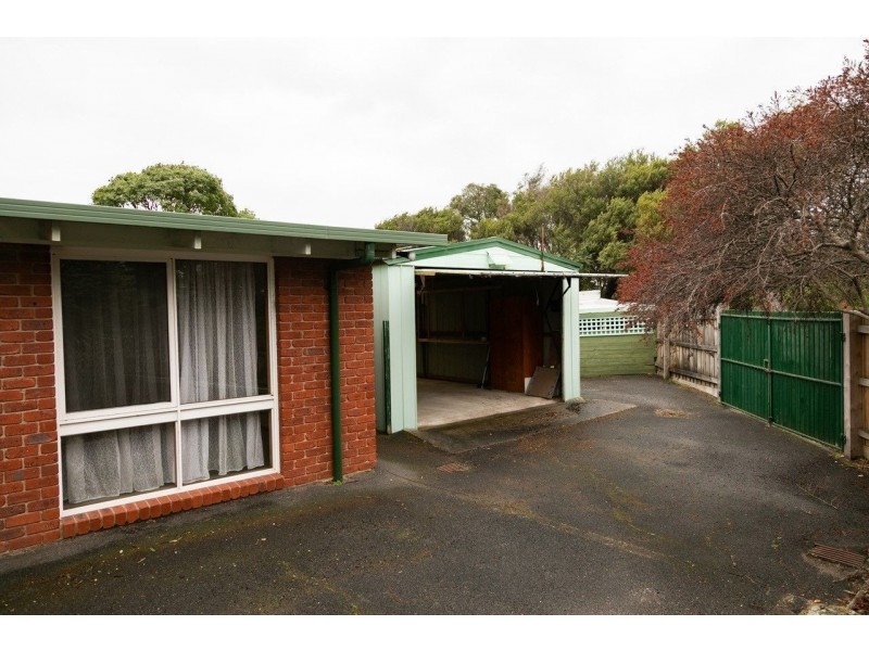 2 St Andrews Drive, Rye VIC 3941