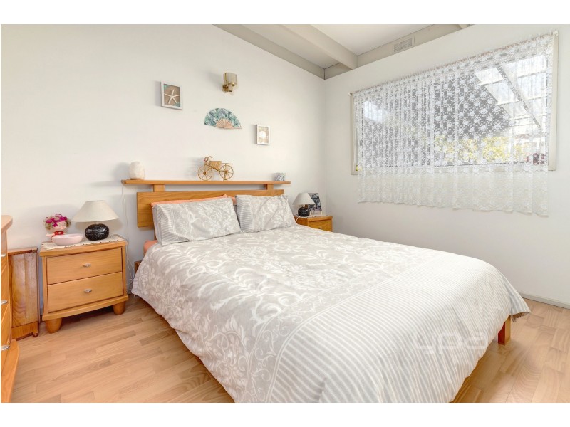 2 Wollert Street, Rye VIC 3941