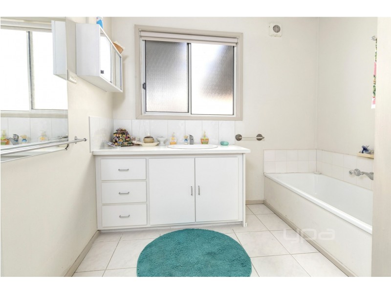 2 Wollert Street, Rye VIC 3941