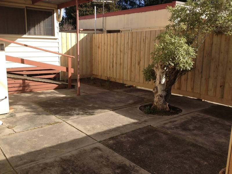 4 Foam Street, Rosebud VIC 3939