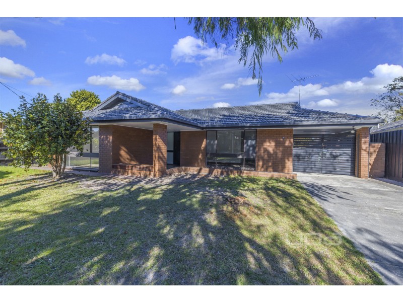 4  Branson Street, Rosebud VIC 3939