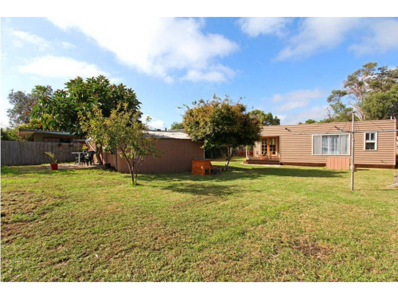 16 Williamson Street, Tootgarook VIC 3941