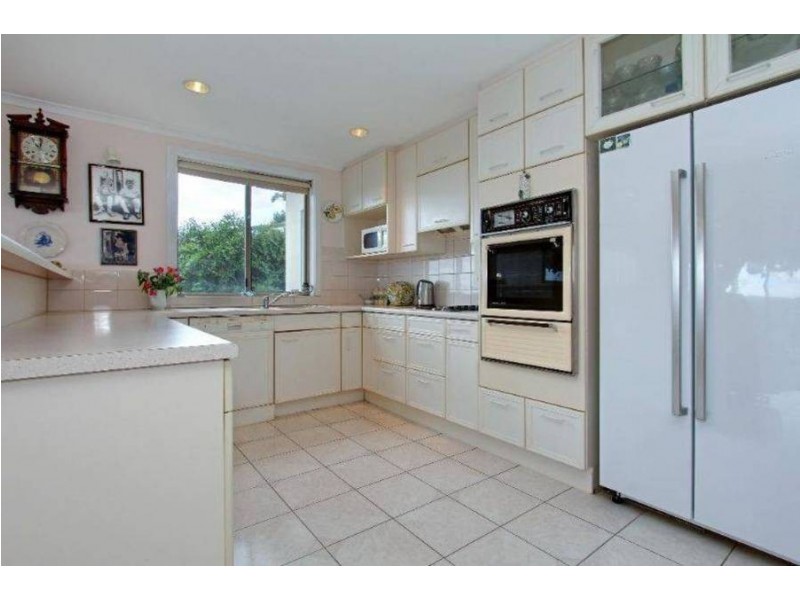 16 Hillview Street, Dromana VIC 3936