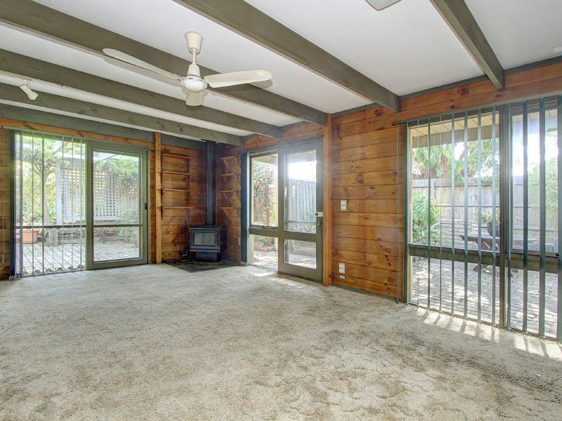 392 Eastbourne Road, Rosebud West VIC 3940