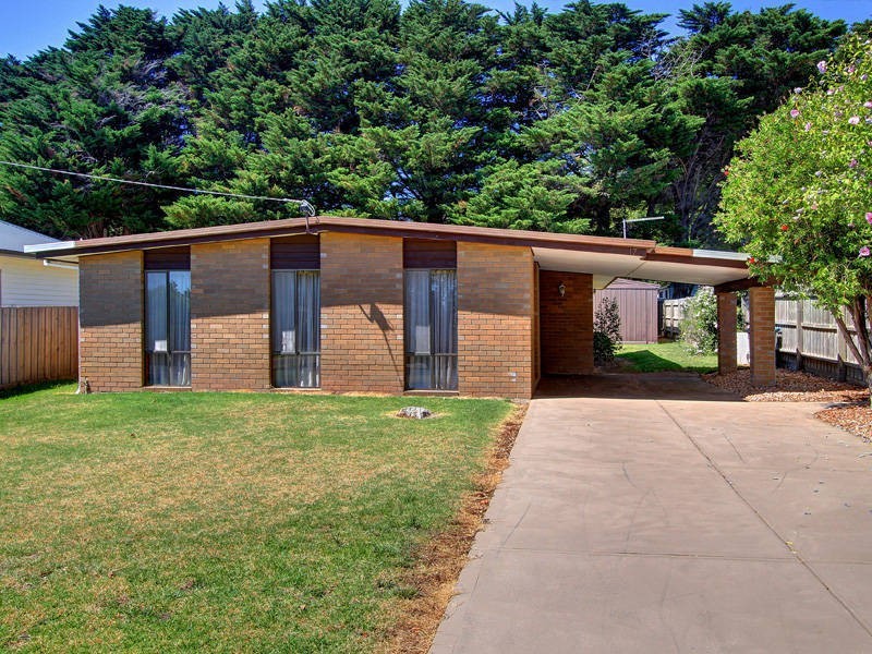 17 Corey Avenue, Dromana VIC 3936