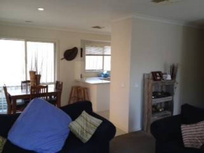 12/75 Clifton Park Drive, Carrum Downs VIC 3201