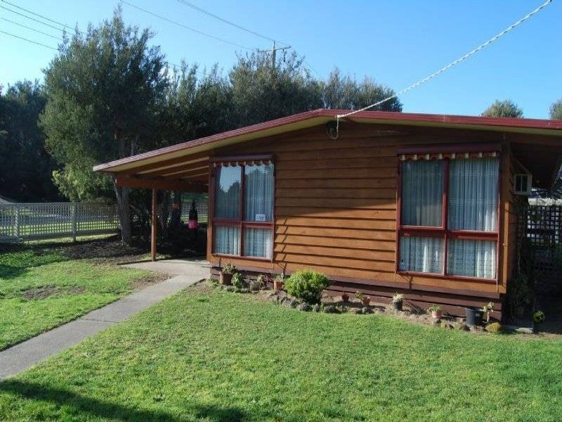 27 Fairhills Drive, Rye VIC 3941