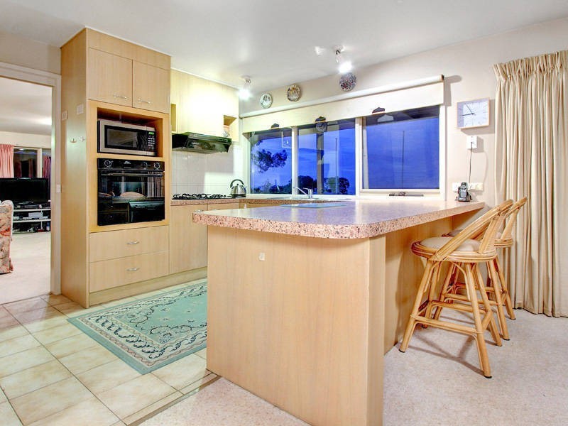 14 Edith Place, Dromana VIC 3936