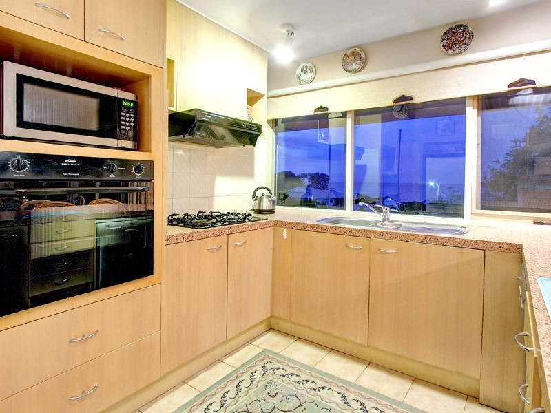 14 Edith Place, Dromana VIC 3936