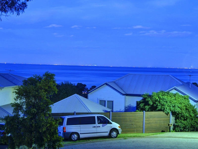 14 Edith Place, Dromana VIC 3936