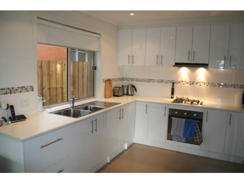 1 23 Grenville Grove, Rosebud West VIC 3940