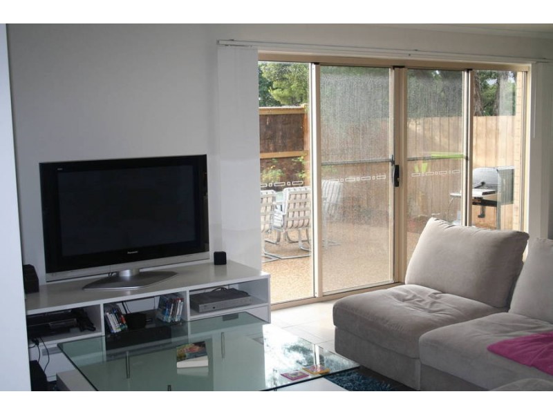 1 23 Grenville Grove, Rosebud West VIC 3940