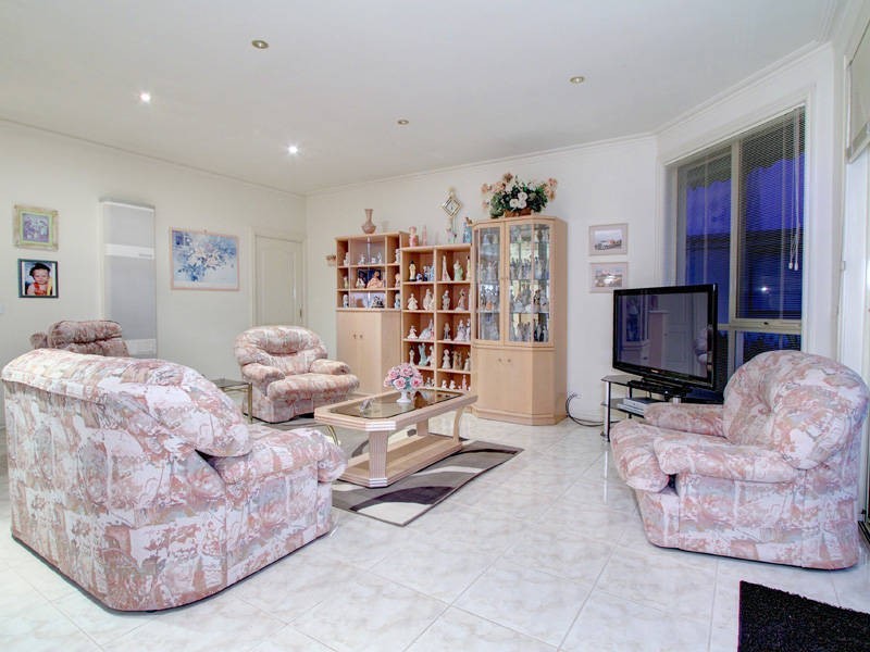 34 Lakeside Court, Safety Beach VIC 3936