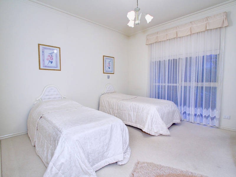 34 Lakeside Court, Safety Beach VIC 3936