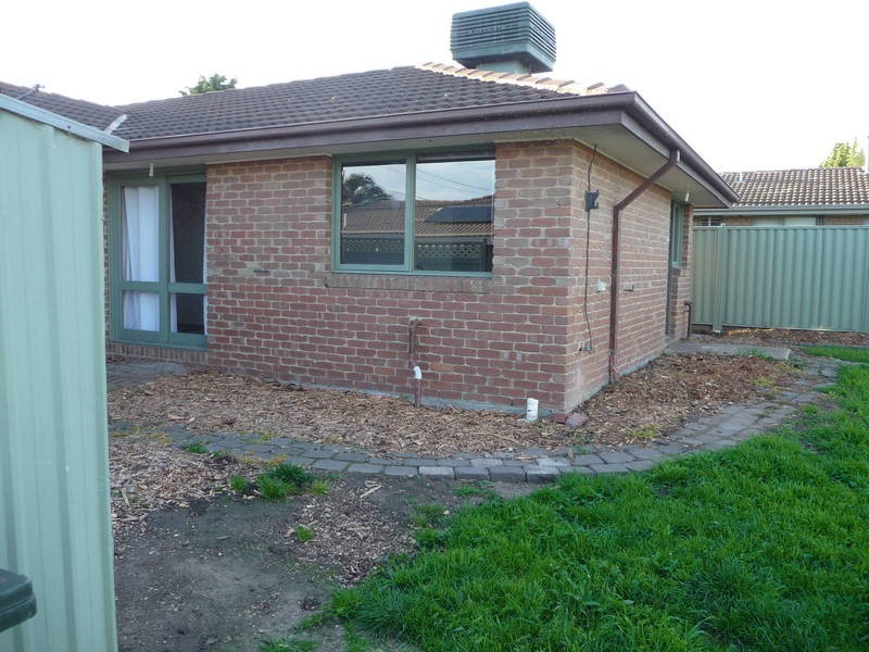20 Albert Road, Sydenham VIC 3037