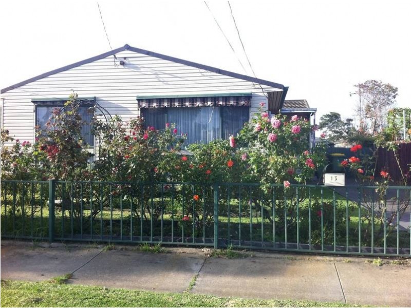 13 Pritchard Avenue, Braybrook VIC 3019