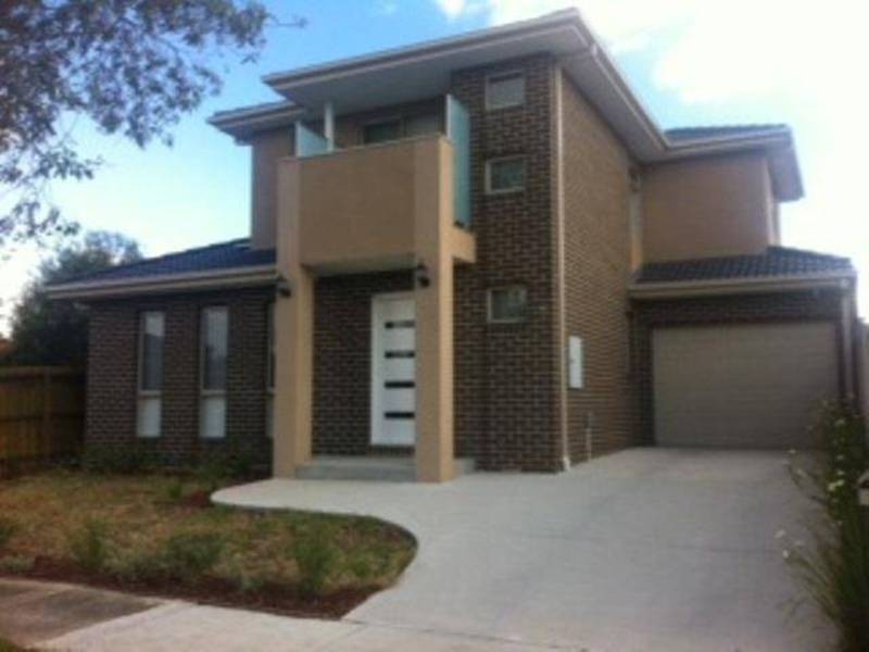 19 Chittenup Bend, Sydenham VIC 3037