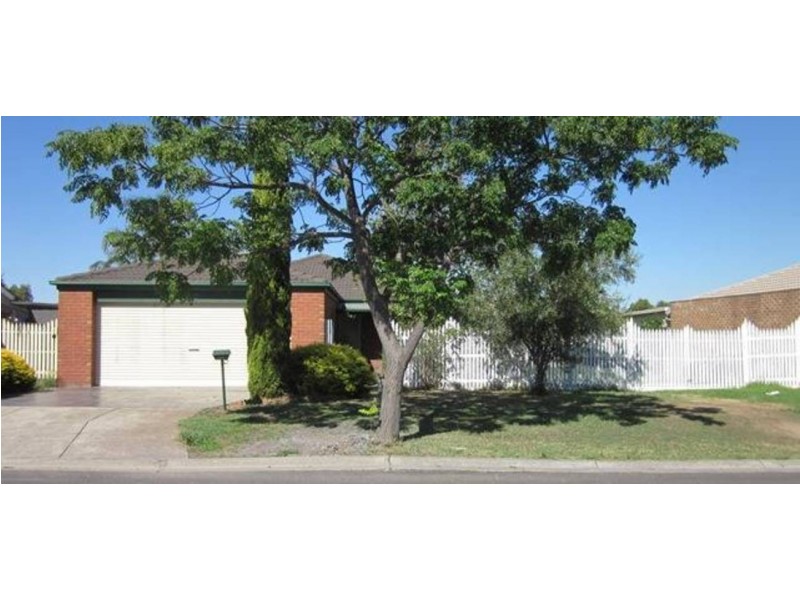 20 Bradley Drive, Hillside VIC 3037