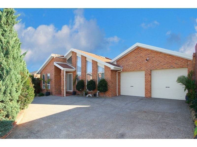 3  Camelot Place, Hillside VIC 3037