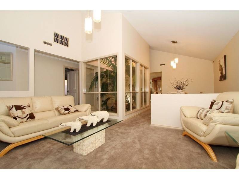 3  Camelot Place, Hillside VIC 3037