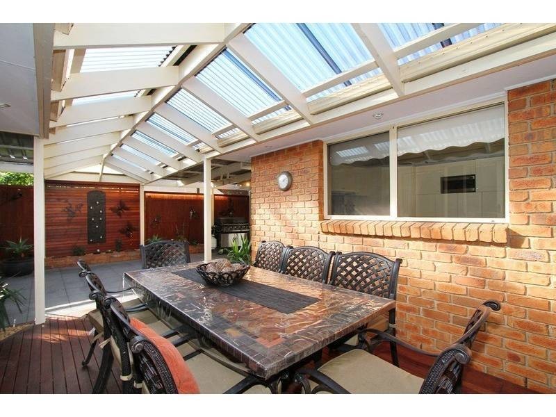 3  Camelot Place, Hillside VIC 3037