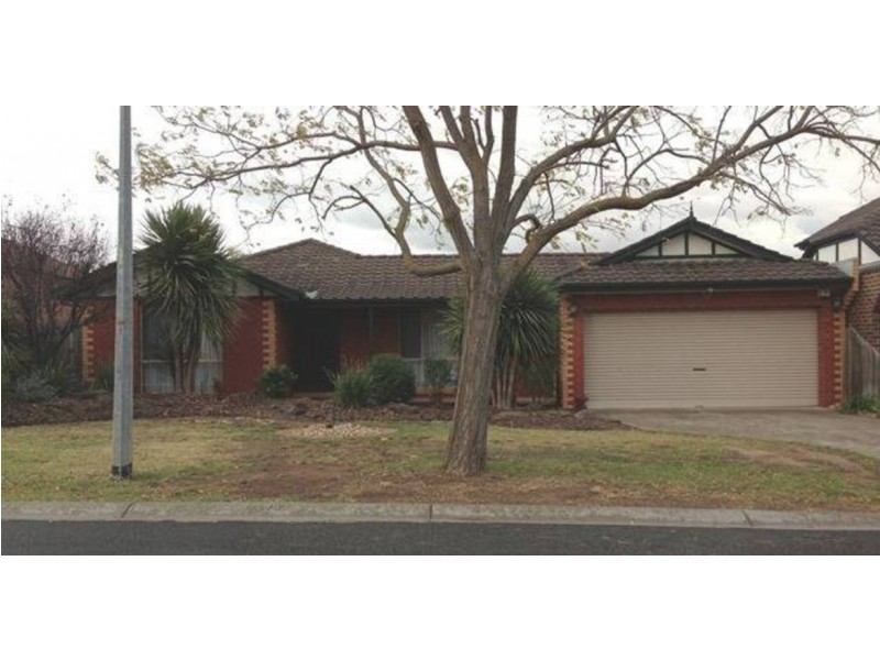 21 Golden Way, Hillside VIC 3037