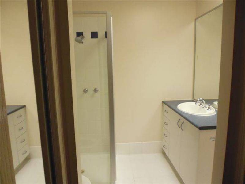 42 Mathisen Terrace, Hillside VIC 3037