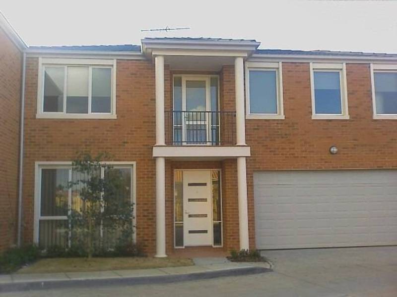 4/19-23 Overton Lea Boulevard, Sydenham VIC 3037