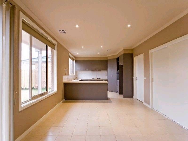 4/19-23 Overton Lea Boulevard, Sydenham VIC 3037