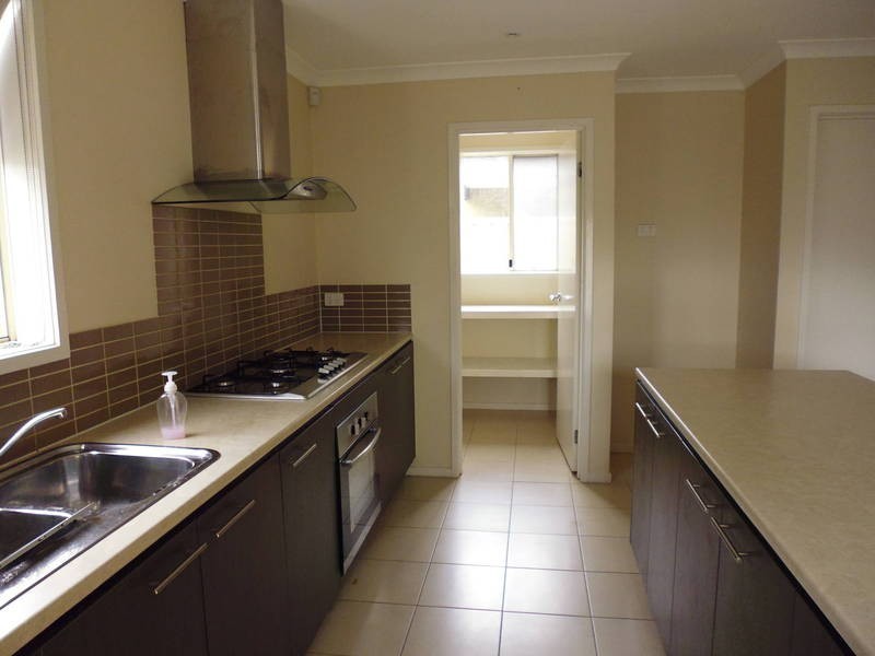 14 Synergy Court, Taylors Hill VIC 3037