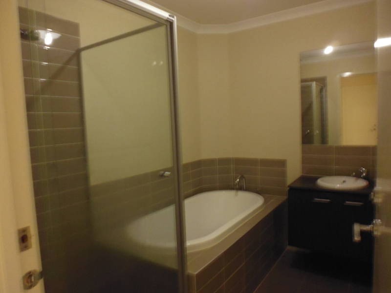 14 Synergy Court, Taylors Hill VIC 3037