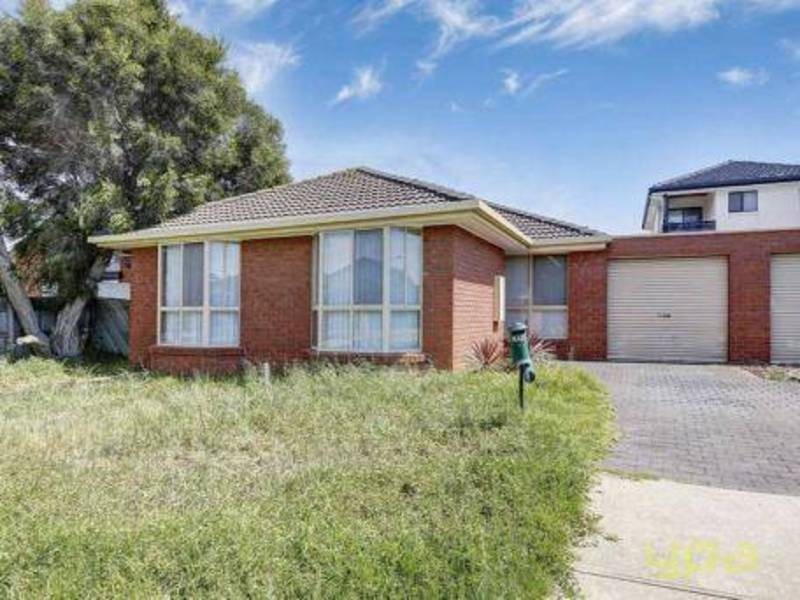 2/29 Roseberry Avenue, Taylors Lakes VIC 3038