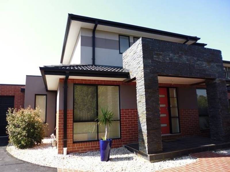 2/33 Carrington Street, Sydenham VIC 3037