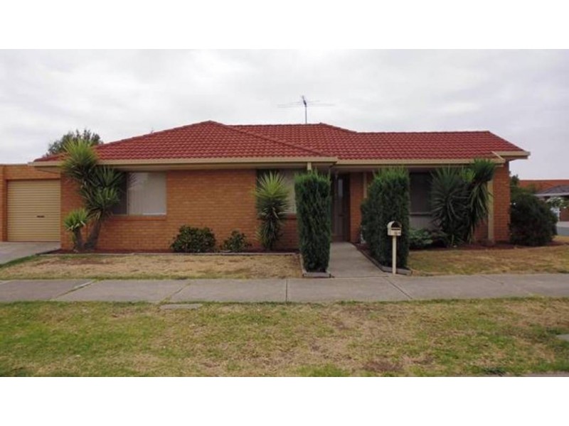 12A Ahmet Place, Hillside VIC 3037