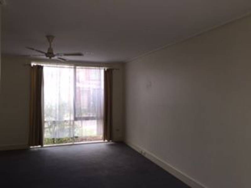 32  Village Avenue, Taylors Lakes VIC 3038