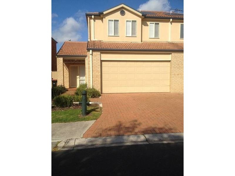 7 Amberlea Circuit, Taylors Hill VIC 3037