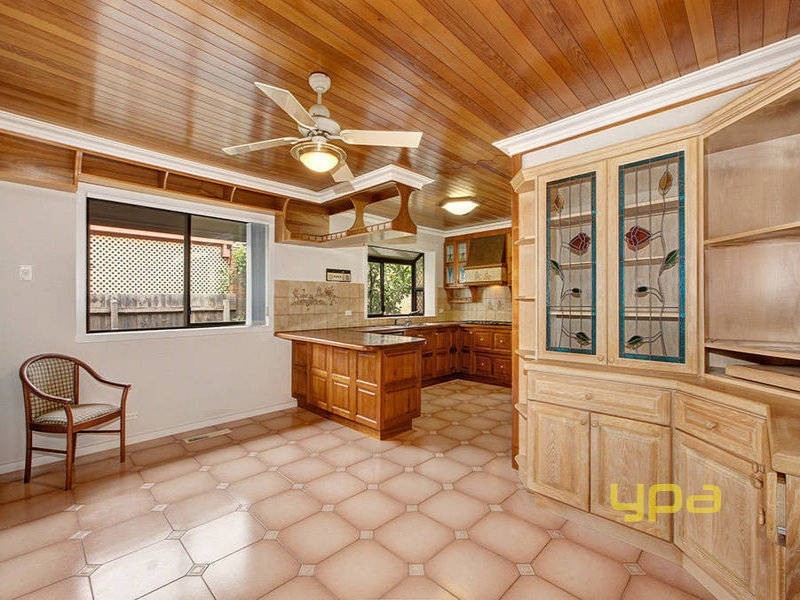 20 Akma Court, Taylors Lakes VIC 3038