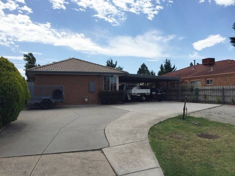 5 Dairy Close, Sydenham VIC 3037