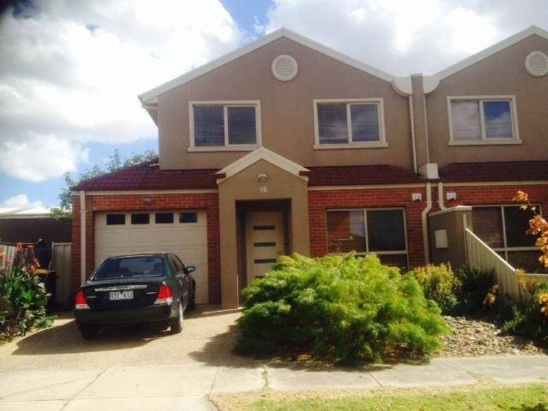 15  Erskine Way, Sydenham VIC 3037