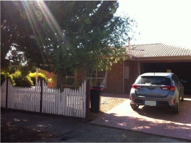 59 John Paul Drive, Hillside VIC 3037