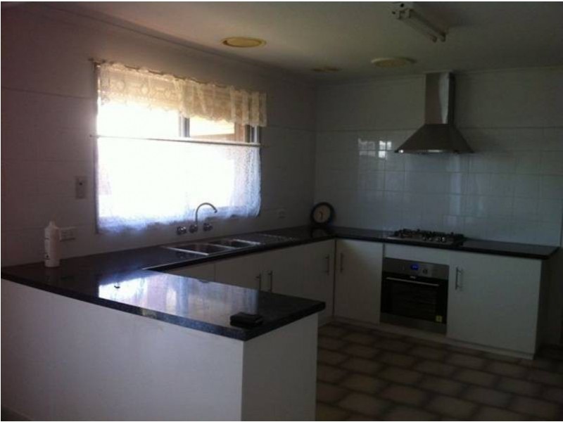 48 Tarella Drive, Keilor Downs VIC 3038