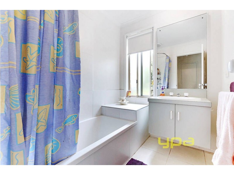 12 Cobb Junction, Sydenham VIC 3037