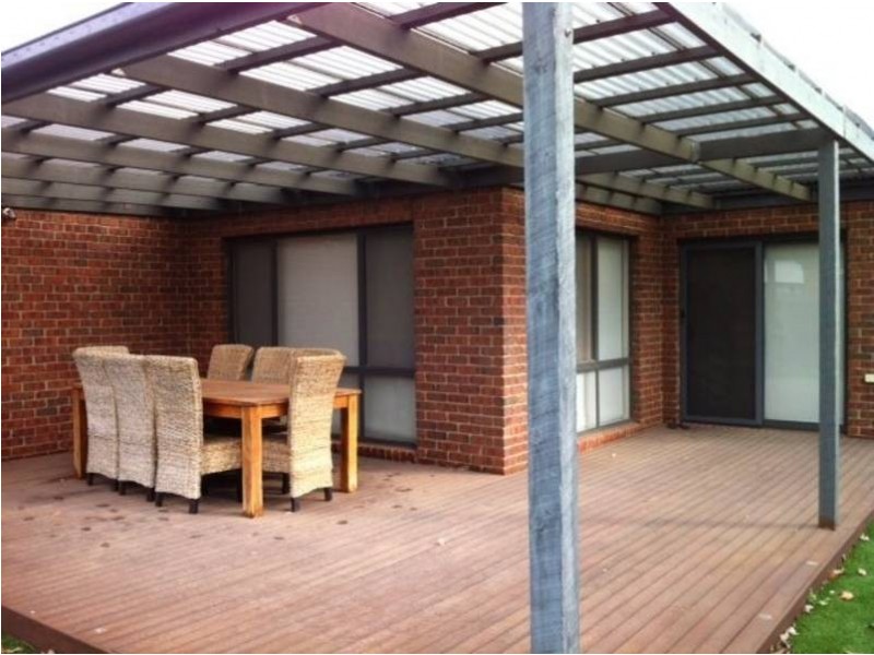 21 Counihan Avenue, Caroline Springs VIC 3023
