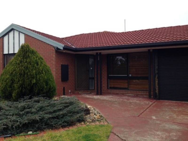 7 Ketwick Court, Sydenham VIC 3037