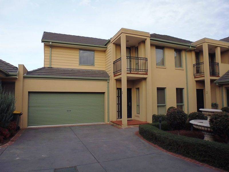 2/45 Wentworth Drive, Taylors Lakes VIC 3038
