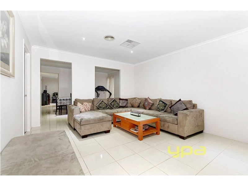 9 Lorraine Court, Hillside VIC 3037